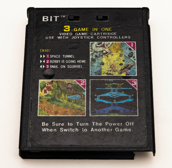 3 Game in One - Space Tunnel / Bobby Is Going Home / Snail on Squirrel — Cartridge 1