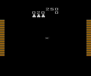 AndroMan on the Moon atari screenshot