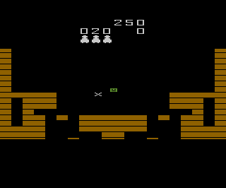 AndroMan on the Moon atari screenshot