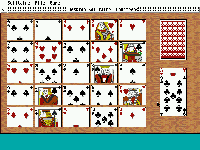 Desktop Solitaire [Falcon030] [TT030] atari screenshot