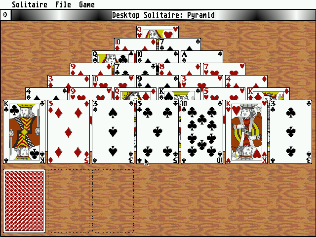 Desktop Solitaire [Falcon030] [TT030] atari screenshot